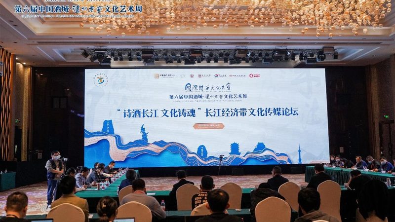 广州微电影定制制作：揭秘定制化短视频制作背后的故事